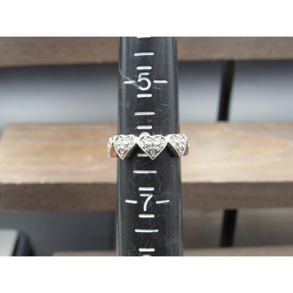Size 6 Sterling Silver Tarnished Clear Crystal Hearts Band Ring - Picture 3 of 5